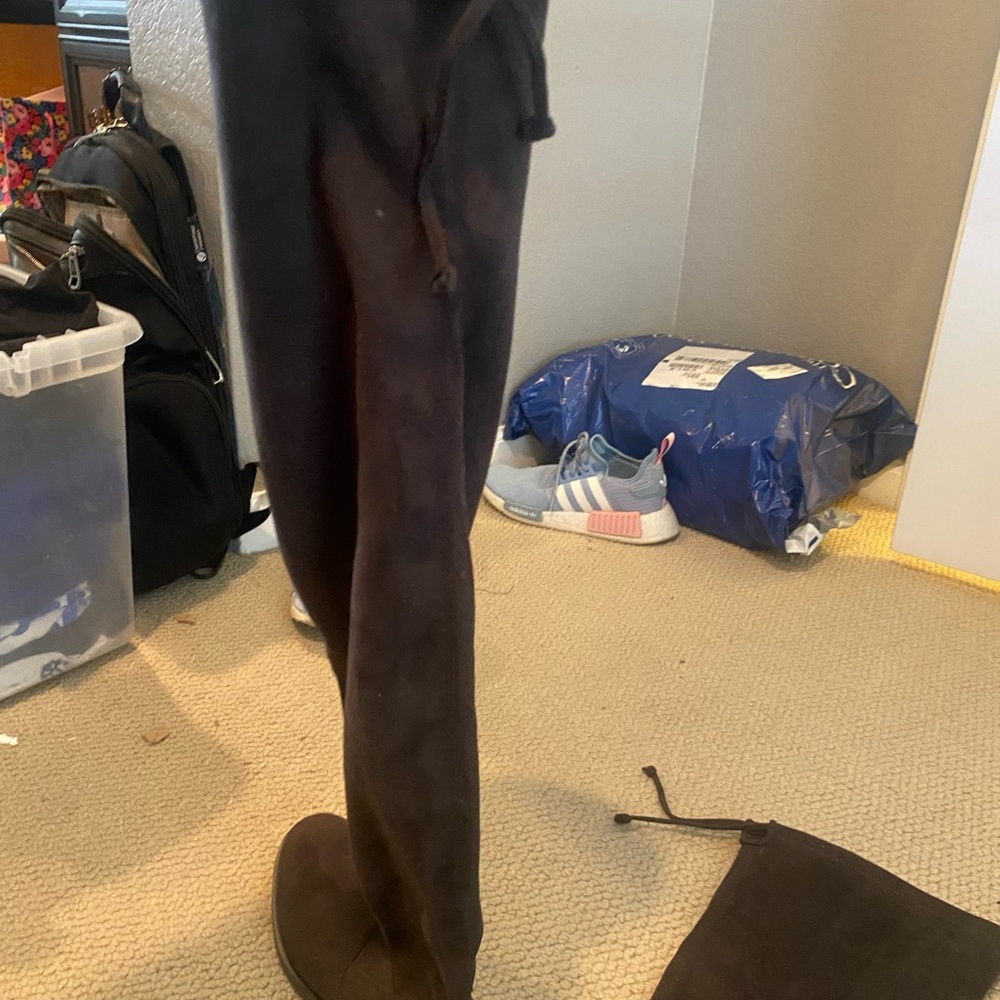 Stuart Weitzman Elegant Over-the-Knee Boots - Picture 6 of 7